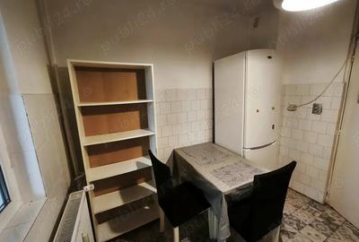 Apartament zona 300 - 3