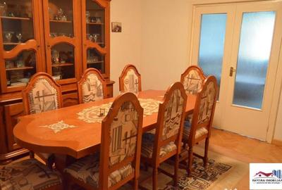 Apartament cu 3 camere decomandat în Aleea Carpați - 7