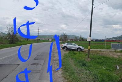 Teren de 3733 mp, în Central - 2