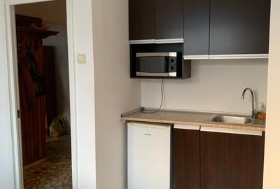 3 camere nemobilate - Calea Victoriei - bloc 1980 - locuinta sau birouri - 6