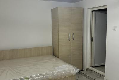 Garsonieră semidecomandată în Central