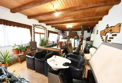 Casă cu 5 camere cu Teren 681 Mp în Bd. Coșbuc - 2