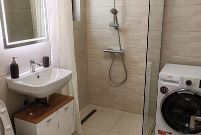 Casă cu Teren 220 Mp în Valea Mare - 1