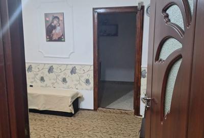 Apartament cu 3 camere decomandat în Popoveni - 1