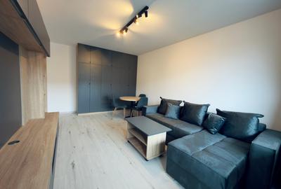 Apartament cu 2 camere decomandat, mobilat în Tractorul - 2