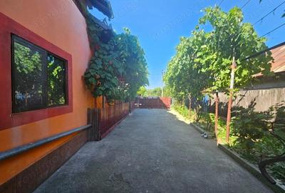 Casa de vanzare in Gole?ti loca?ie excelenta langa muzeu - 3