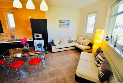 Casă cu 4 camere cu Canalizare în Exterior Nord - 1