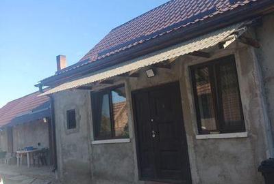 Casă cu 3 camere cu Teren 120 Mp în Gepiu