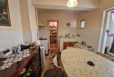 Casă cu 3 camere cu Teren 162 Mp în Dealul Malului - 4