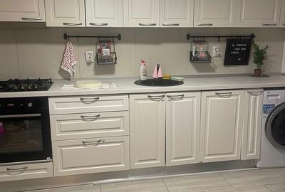 Casă cu 4 camere în Central - 3