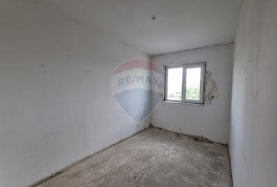 Apartament (De renovat) cu 3 camere de vanzare in zona Exterior Vest - 12