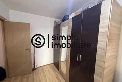 Apartament cu 3 camere semidecomandat în Central - 6
