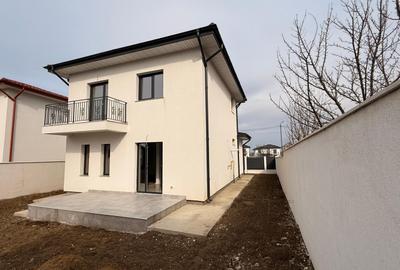 Casă individuală cu 4 camere cu Canalizare în Miroslava - 2
