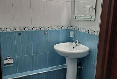 Apartament cu 3 camere decomandat în Alexandru cel Bun - 2