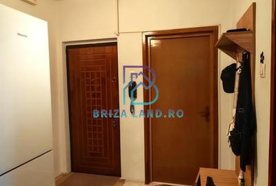 Doamna Ghica, bloc 2002, etaj 3/4, decomandat, doua bai - 8