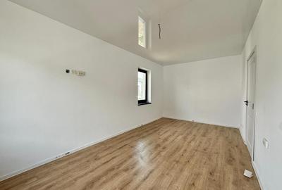 Duplex cu 3 camere cu Canalizare în Sud-Est - 16