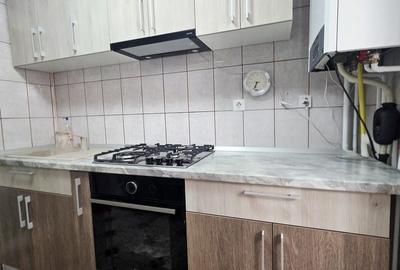 Apartament cu 2 camere decomandat în Canta - 3