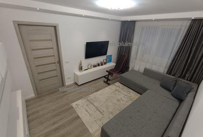 Apartament cu 3 camere decomandat, mobilat în Doamna Ghica