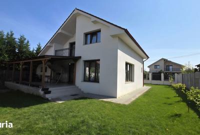 Casă cu 3 camere cu Teren 438 Mp în Centura