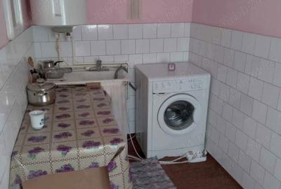 De inchiriat o camera la curte. - 3