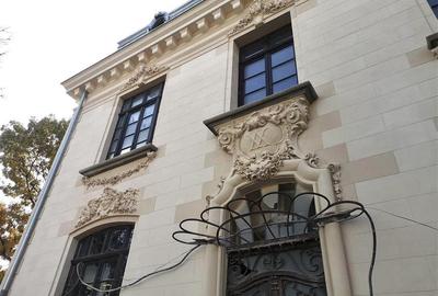 Casă individuală cu 10 camere cu Canalizare în Cișmigiu - 2