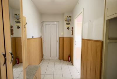 Apartament cu 3 camere semidecomandat în Circumvalațiunii - 8