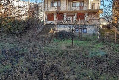 Teren de 3000 mp, în Metalurgiei - 1