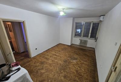 Soseaua Stefan cel Mare doua cam et 1 vedere stradala langa parcul circului - 1