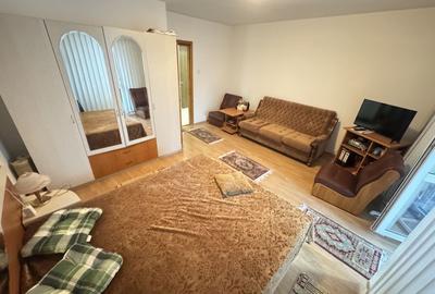 Garsonieră decomandată, mobilată în Stadion - 1