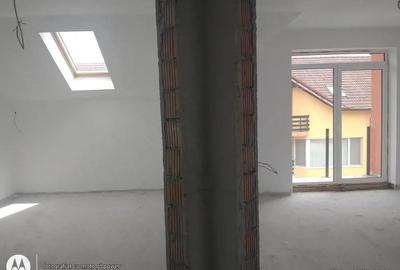 In oras,casa in triplex cu 2 garaje - 4