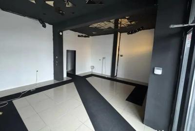 Spațiu comercial, de 92 mp, în Central