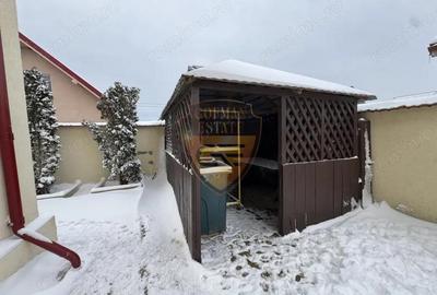 Casă cu 4 camere cu Canalizare în Lumina - 8