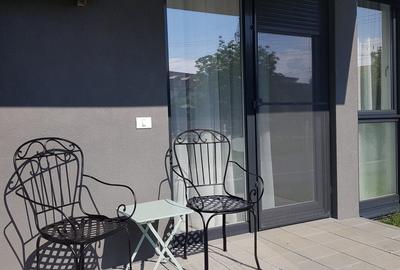 Apartament cu 2 camere decomandat, mobilat în Bucovina