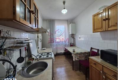 Apartament cu 4 camere decomandat în Central - 8