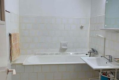 Apartament cu 3 camere decomandat în Dacia