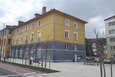 Apartament cu 3 camere decomandat în Luncă - 1