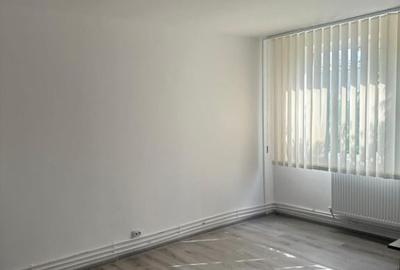 Apartament 3 camere, decomandat.Metrou Aparatori Patriei. - 15