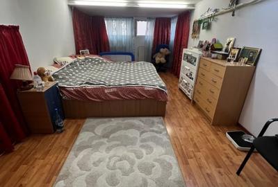 Vila 10 camere | Curte| Vitan | Metrou| Mihai Bravu 10' - 10