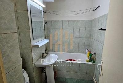 Garsoniera confort 1 ,etaj 2, in apropiere de liceul Nenitescu , 30 mp - 6