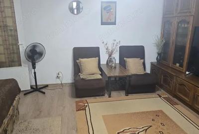 Apartament cu 4 camere decomandat în Progresul - 1