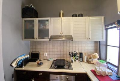 Apartament Renovat, 2 Camere, Etaj 2, Parcare, Zona Iosefin, COMISION 0 - 4