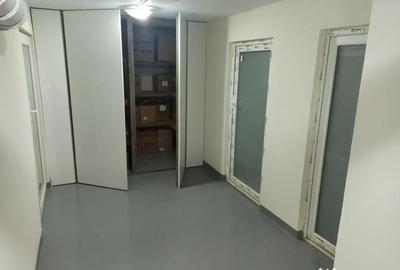 Spațiu comercial, de 44 mp, în Central