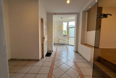 Spatiu ideal pentru birou sau locuit | Parcare | Piata Fraternitatii - 18