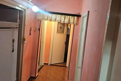 Apartament cu 3 camere decomandat în Popoveni - 4