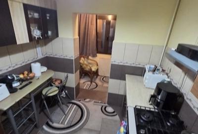 Alexandru - Minerva - 3 camere decomandat - mobilat - 1980 - 11