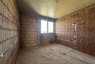 Duplex cu 4 camere cu Canalizare în Moșnița Nouă - 19