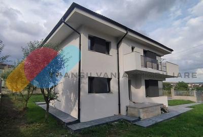 Casă individuală cu 4 camere cu Teren 450 Mp în Chinteni - 1