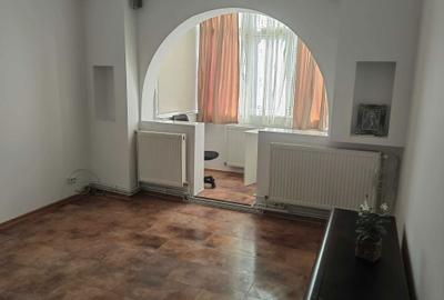 Apartament cu 2 camere decomandat, mobilat în Păcurari - 2