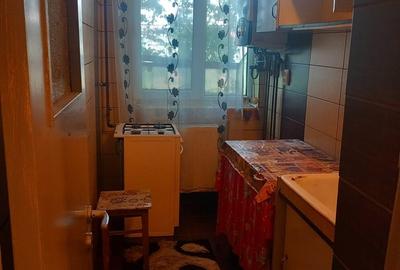Apartament cu 2 camere semidecomandat în Exterior Vest