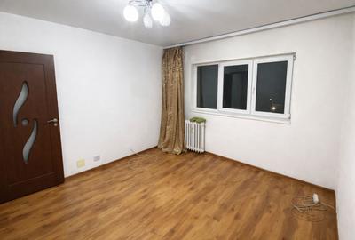 Apartament cu 2 camere decomandat în Rahova - 1